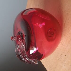 Rosi cranberry glass apple with crystal stem and leaf paperweight